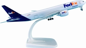 1:370 for B777-300er Alloy Metal Die-Casting Airplane Model with Wheels Souvenir