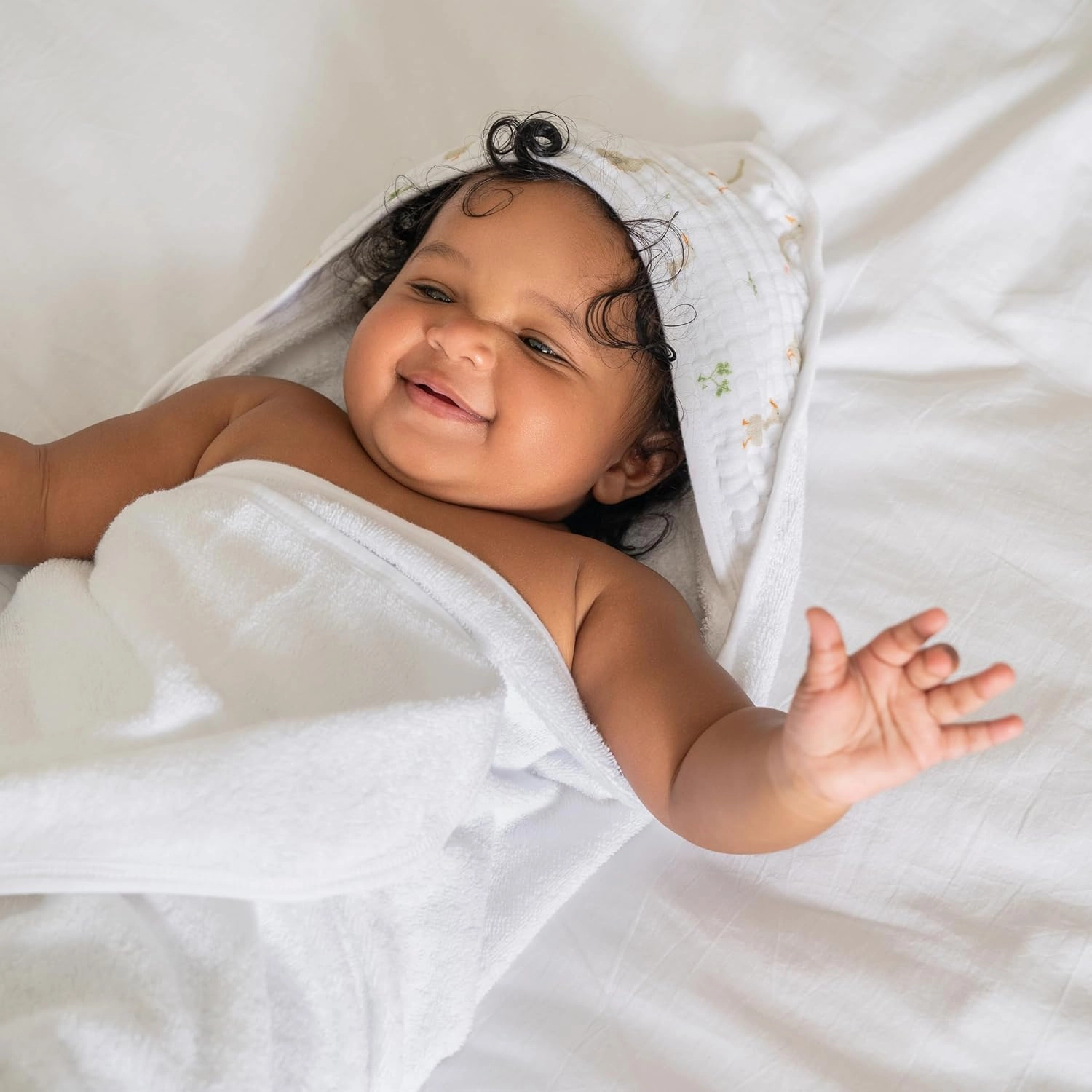 aden   anais Essentials Hooded Baby Bath Towel, Super Soft 100% Cotton, 2 Pack, Country Floral