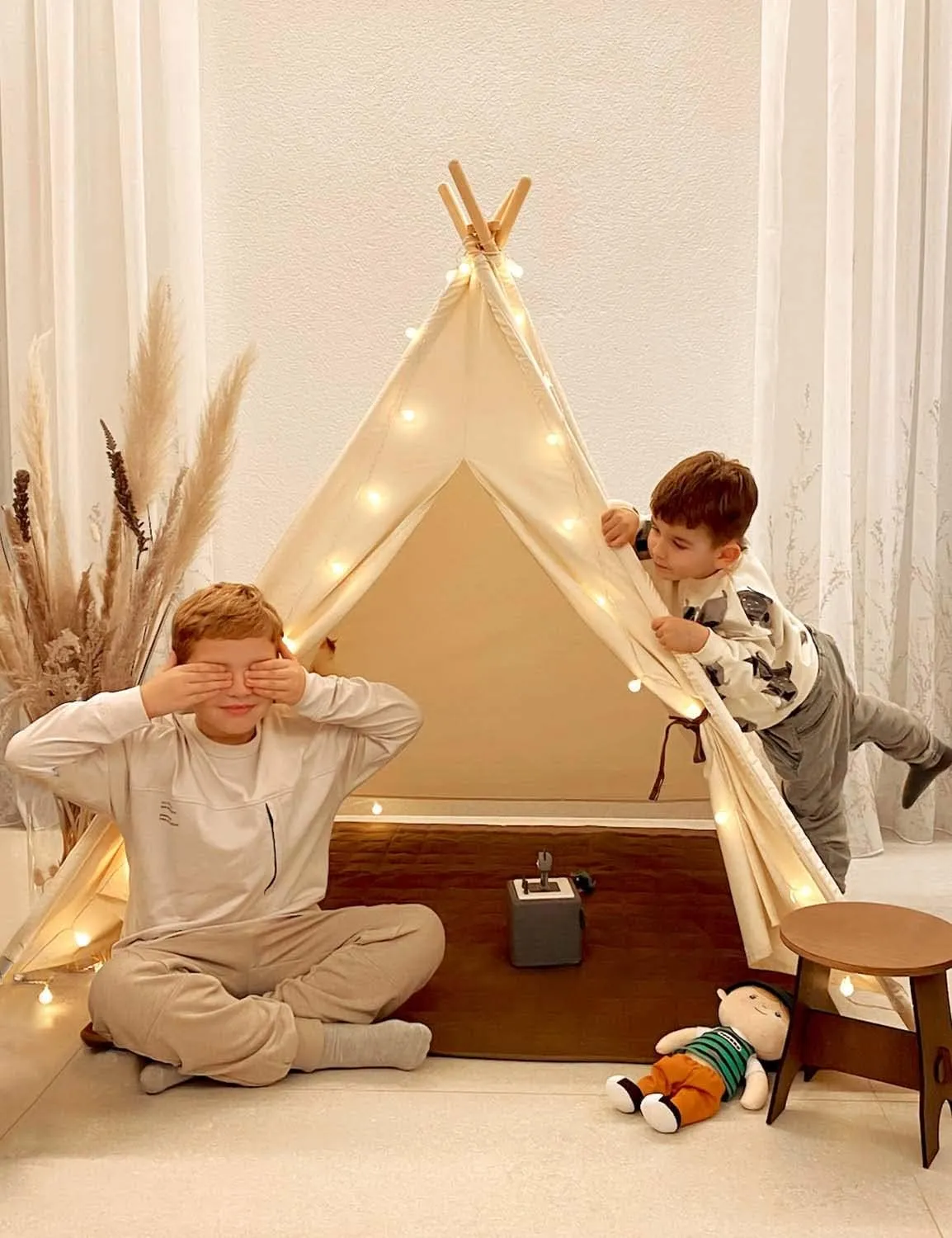 besrey Kids Tent, Teepee Play Tent with Lights and Padded Mat, Portable Cotton Tipi for Indoor Reading and Playtime