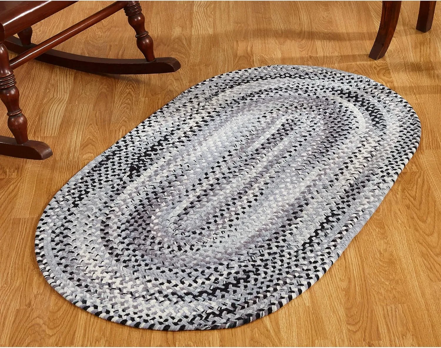 Better Trends Ombre Area Rug, 24" x 72" Runner, Reversible and Durable, 100% Soft Cotton Anti-Fatigue Chenille, Braided Rug for Entryway Living Room, Kitchen - Black