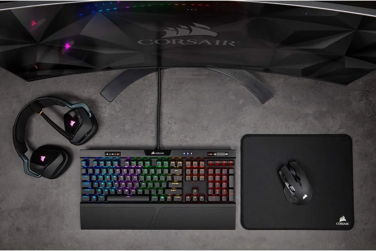 CORSAIR IRONCLAW WIRELESS RGB Rechargeable Gaming Mouse with Slipstream Technology - 18,000 DPI - 3-Zone RGB Multi-Color Backlighting - Black