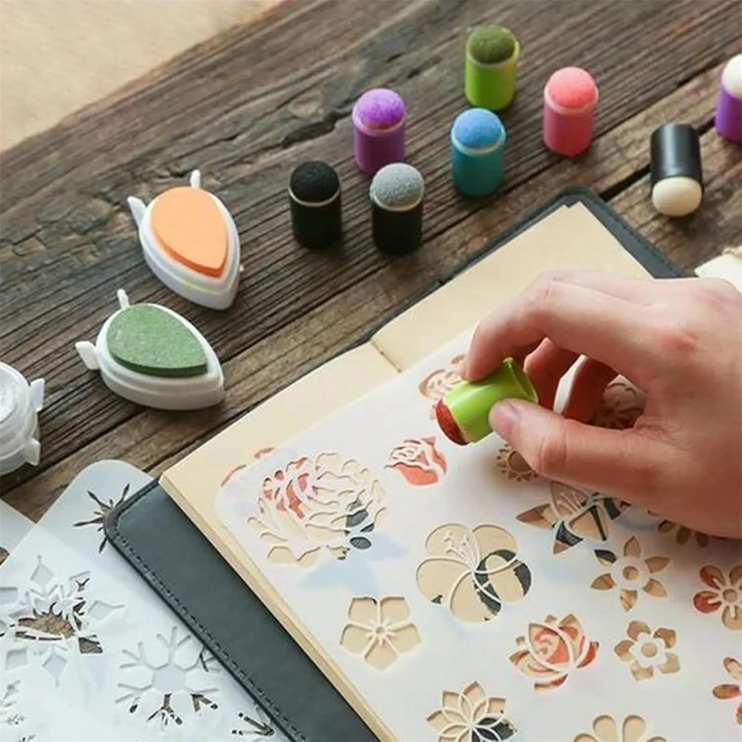 DIY Sponge Finger Painting Kit,Sponge Finger Painting Kit,DIY Sponge Finger Painting Kit 12 PCS Stencils with 20 Colors Inkpad and 10 PCS Finger Painting Sponge (A)