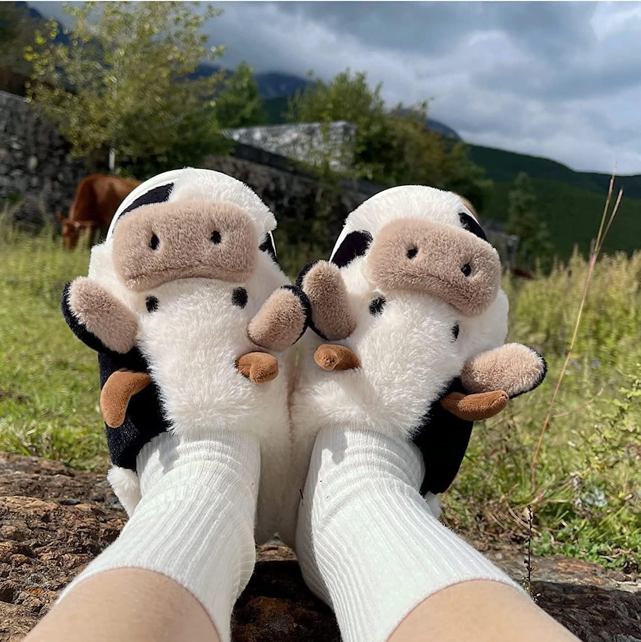 Giraffe Slippers, Giraffe Slides for Women Men Cute Cozy Fluffy 3D Giraffe Shape Home Slippers for Kids & Adults Slippers Christmas (5-6, Cow Slippers)
