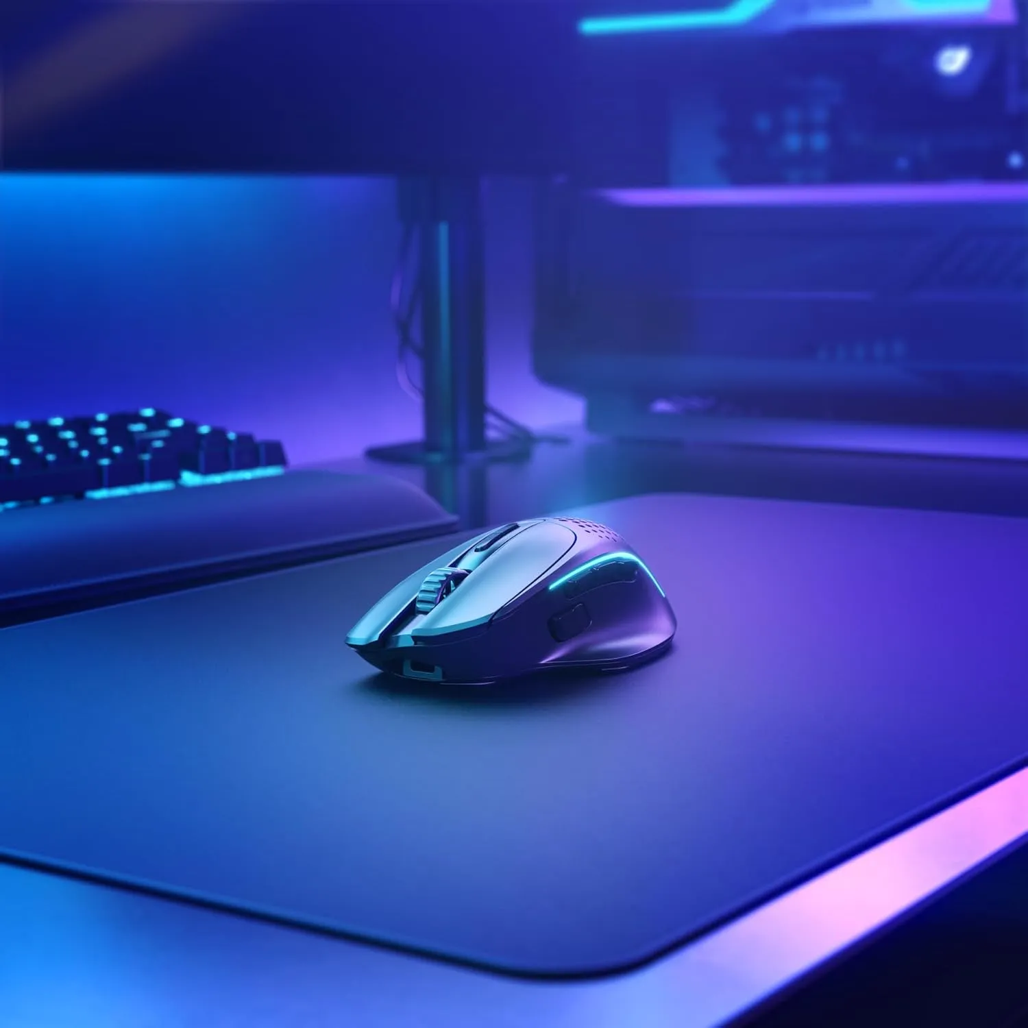 Glorious Gaming Model I 2 Wireless Gaming Mouse - Hybrid 2.4Ghz & Bluetooth, 75g Superlight, 9 Buttons (2 Swappable), RGB, PTFE Feet, MMO/MOBA/FPS, Long Battery Life, Side Thumb Rest - Black