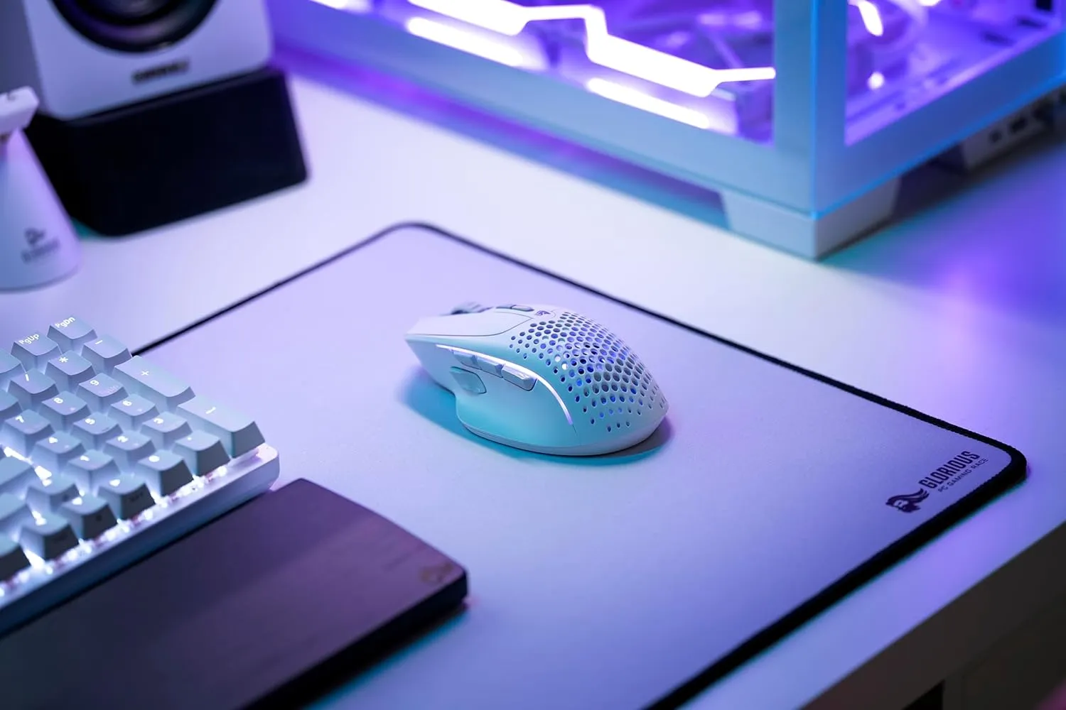 Glorious Gaming Model I 2 Wireless Gaming Mouse - Hybrid 2.4Ghz & Bluetooth, 75g Superlight, 9 Buttons (2 Swappable), RGB, PTFE Feet, MMO/MOBA/FPS, Long Battery Life, Side Thumb Rest - White