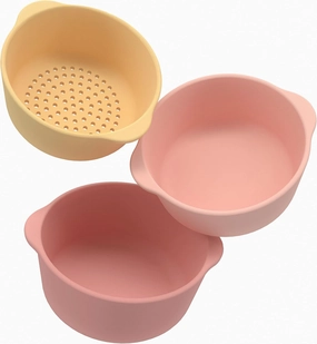 Inspire My Play - 3 x Nesting Bowls and Sieve - Perfect for Sensory PlayTray - Sensory Bin Accessories - Special Education Classroom Supplies - Montessori Education Toys - Coral