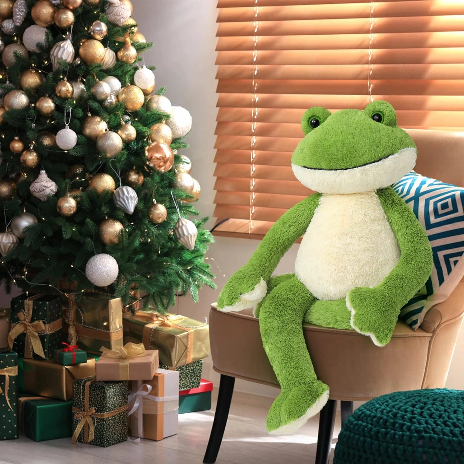 MaoGoLan Big Stuffed Frog 24 inch Giant Cute Frog Stuffed Animal for Teens Green Plush Toy for Girls Large Toad Plush Toy for Kids Birthday Gifts Themed Party Decor