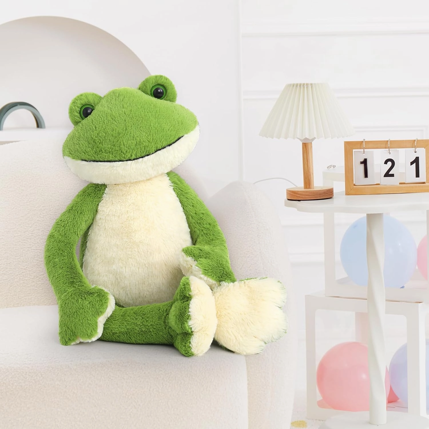 MaoGoLan Big Stuffed Frog 24 inch Giant Cute Frog Stuffed Animal for Teens Green Plush Toy for Girls Large Toad Plush Toy for Kids Birthday Gifts Themed Party Decor