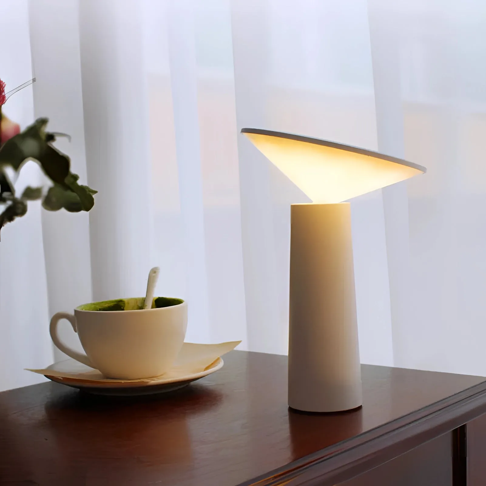Modern Minimalist LED Table Lamp - Adjustable Brightness, USB Rechargeable