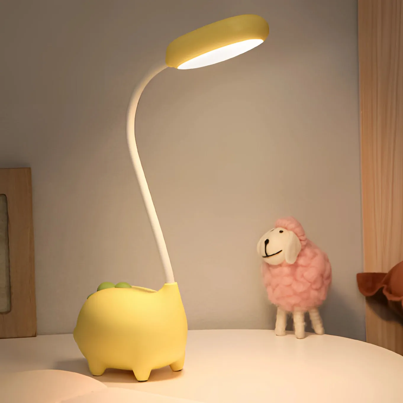 Pig-Shaped LED Lamp: Flexible, USB Rechargeable, Cute Night Light