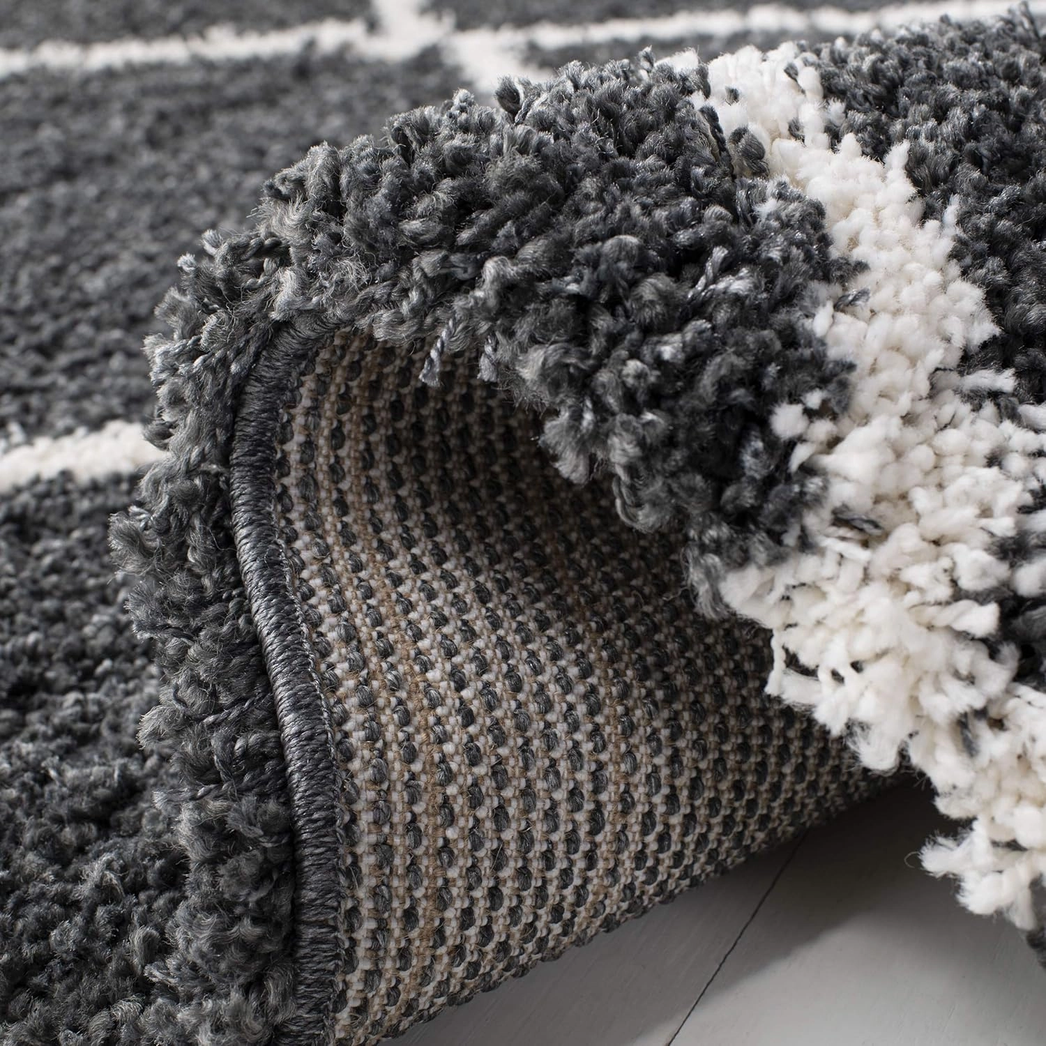 SAFAVIEH Hudson Shag Collection Area Rug - 9' x 12', Dark Grey & Ivory, Modern Trellis Design, Non-Shedding & Easy Care, 2-inch Thick Ideal for High Traffic Areas in Living Room, Bedroom (SGH281G)