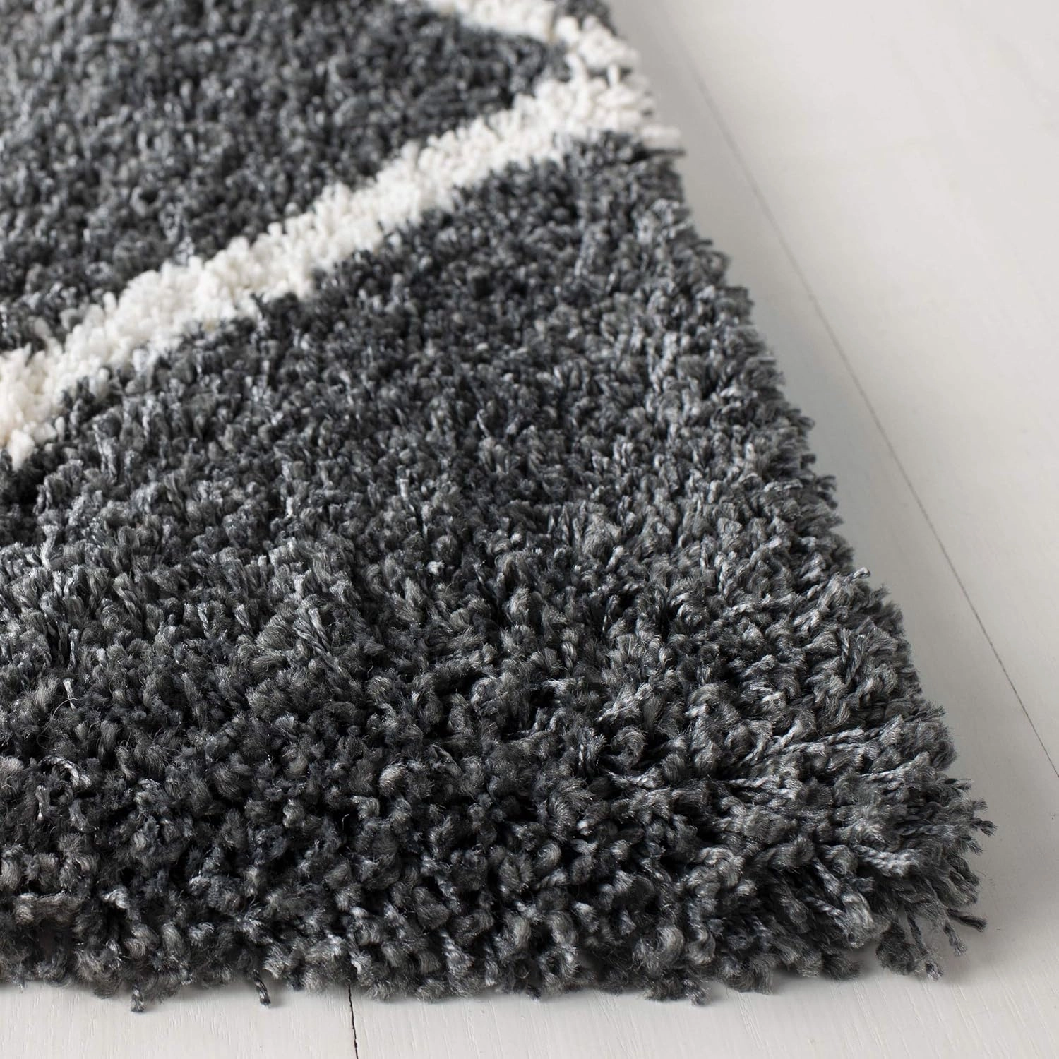 SAFAVIEH Hudson Shag Collection Area Rug - 9' x 12', Dark Grey & Ivory, Modern Trellis Design, Non-Shedding & Easy Care, 2-inch Thick Ideal for High Traffic Areas in Living Room, Bedroom (SGH281G)