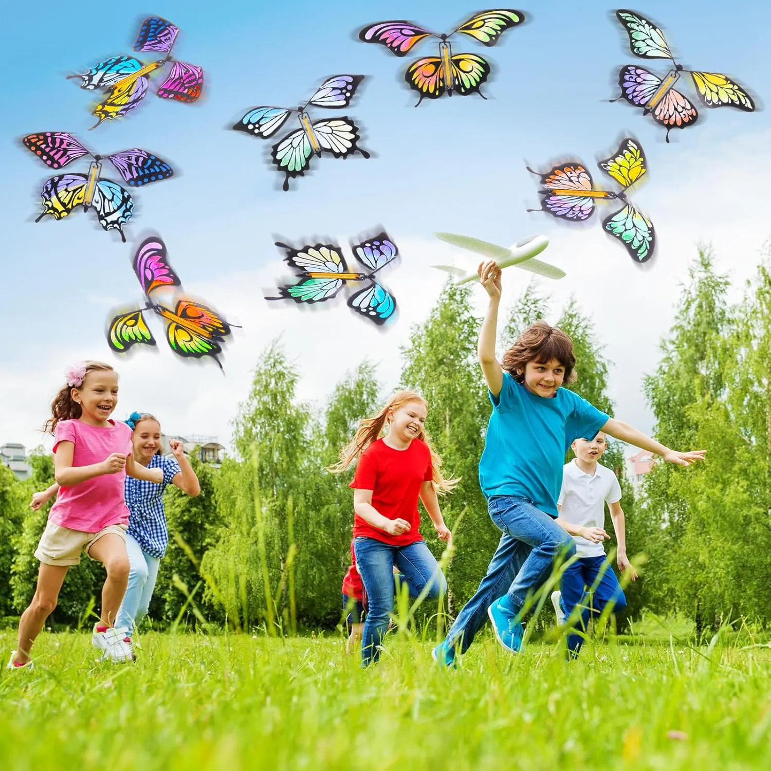 Seenelling 44 Pcs Flying Butterfly Craft Kit with 32 Wind up Butterflies and 12 Color Pens People Painting White Paper Butterflies DIY Toy for Party Game School Activity Birthday Gift (Style 1)