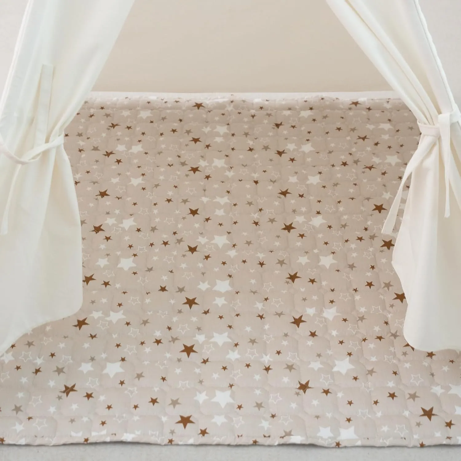 Teepee Tent Mat for Kids-Portable Children Play Tent Indoor Outdoor Padded Mat for Kids Play Tent (47.3"x47.3" Mat)