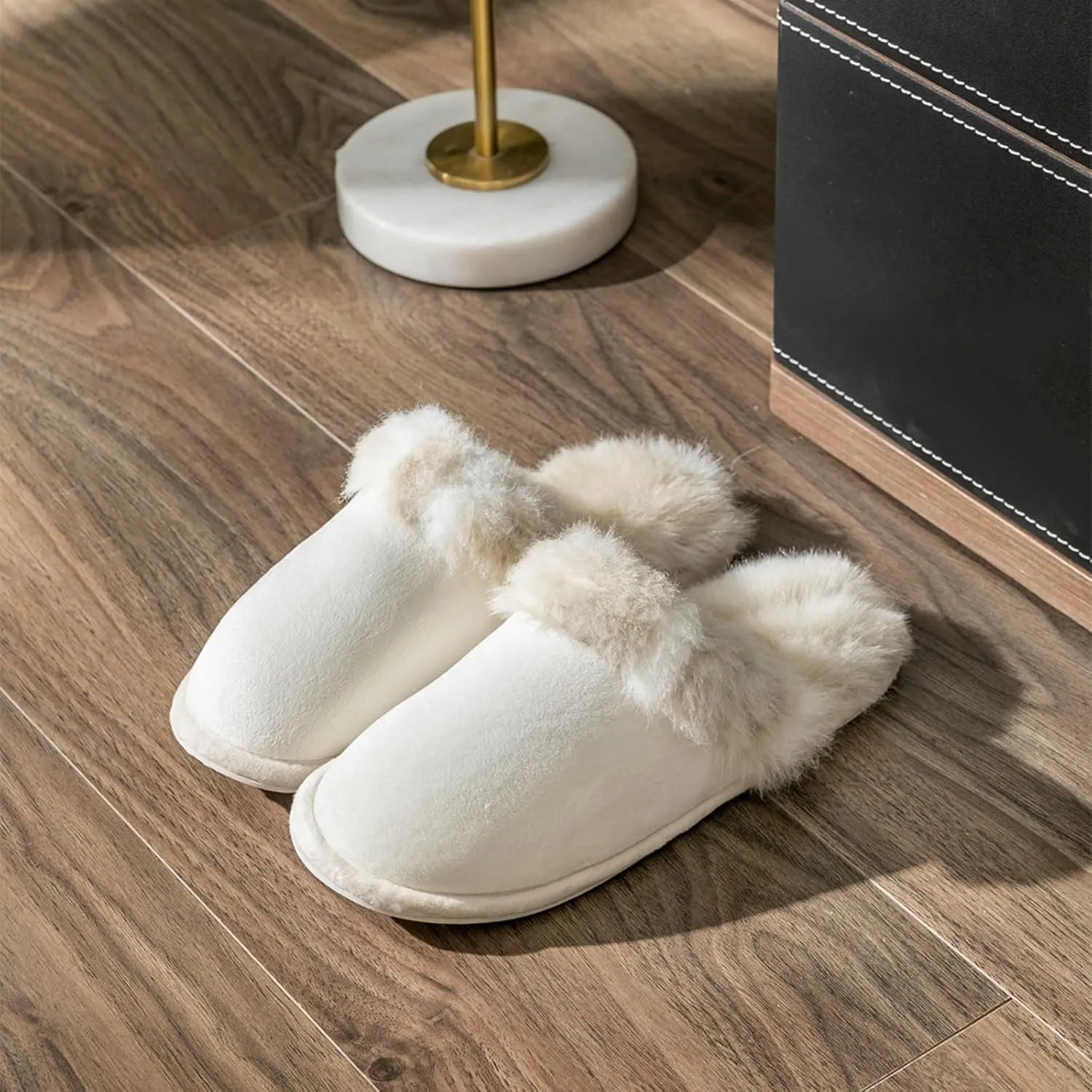Women's and Men's Artificial Fluffy Slippers, Couple Plush Memory Foam Slippers, Ladies Warm Slip on Slippers with Faux Fur Lining, Winter Non-Slip Indoor House Shoes